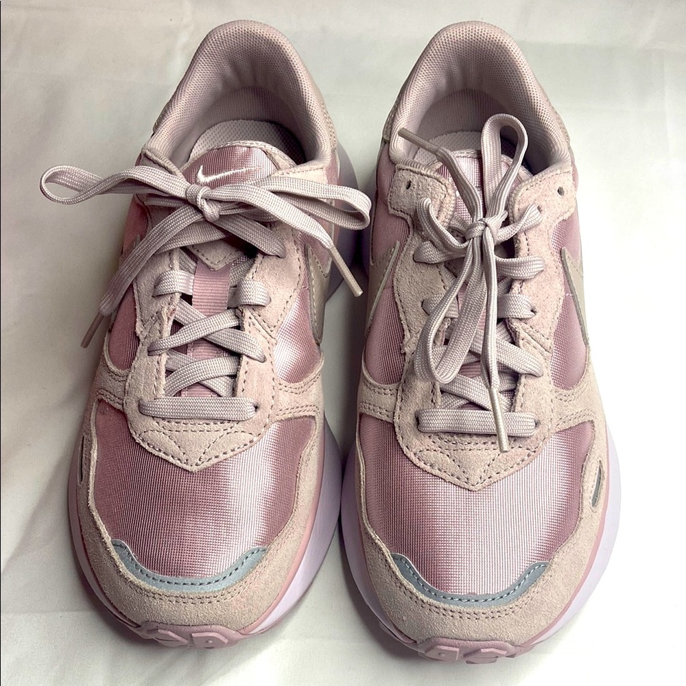 Nike Pink Minimalist Sneakers for Everyday Wear